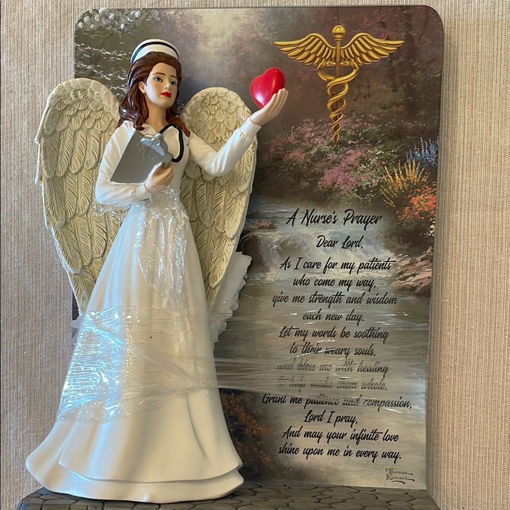 The Nurse’s Prayer: Gentle & Healing Hands. Thomas Kinkade Nurse Angel Figurine